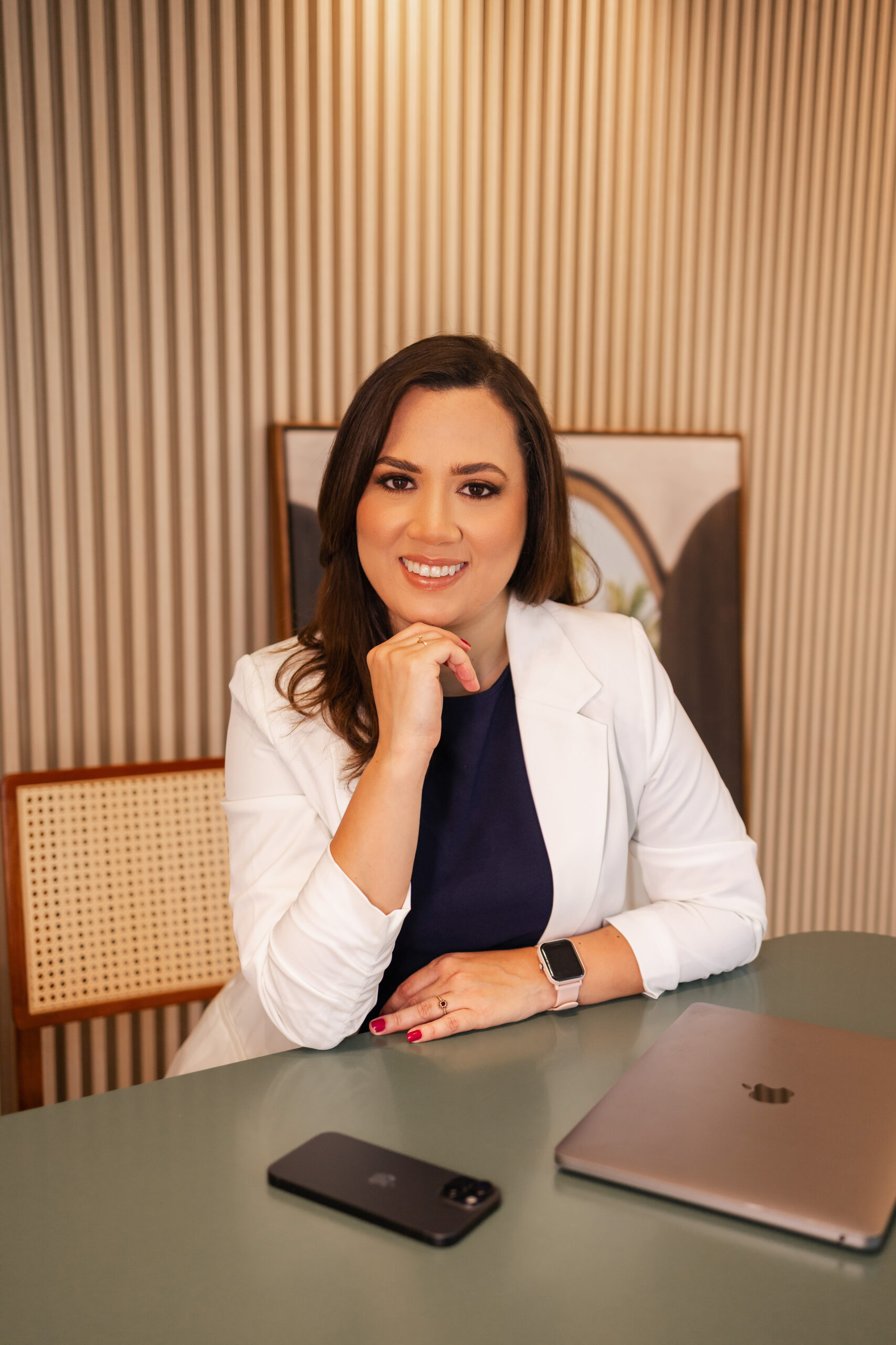 Dra. Helene Cássia, Advogada Especialista em Direito da Saúde
